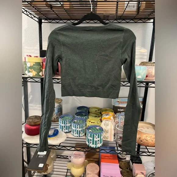 Lululemon Ebb To Street Long Sleeve Crop, Smoked Spruce Sz 4 - Picture 4 of 4